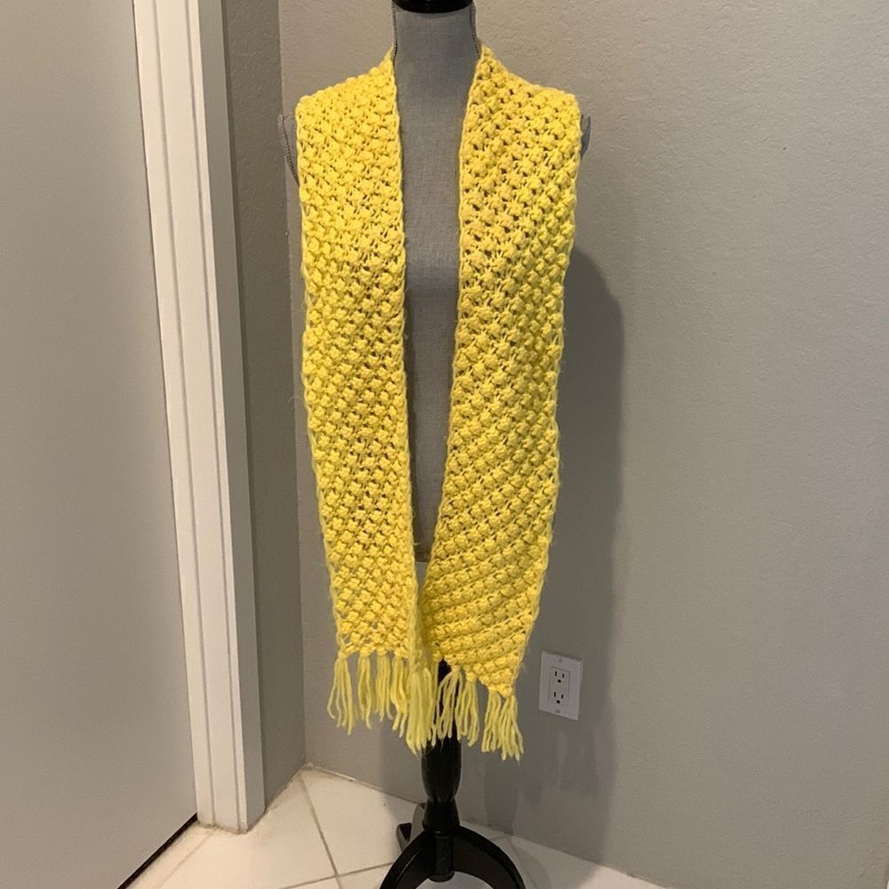 New York & Company Scarf